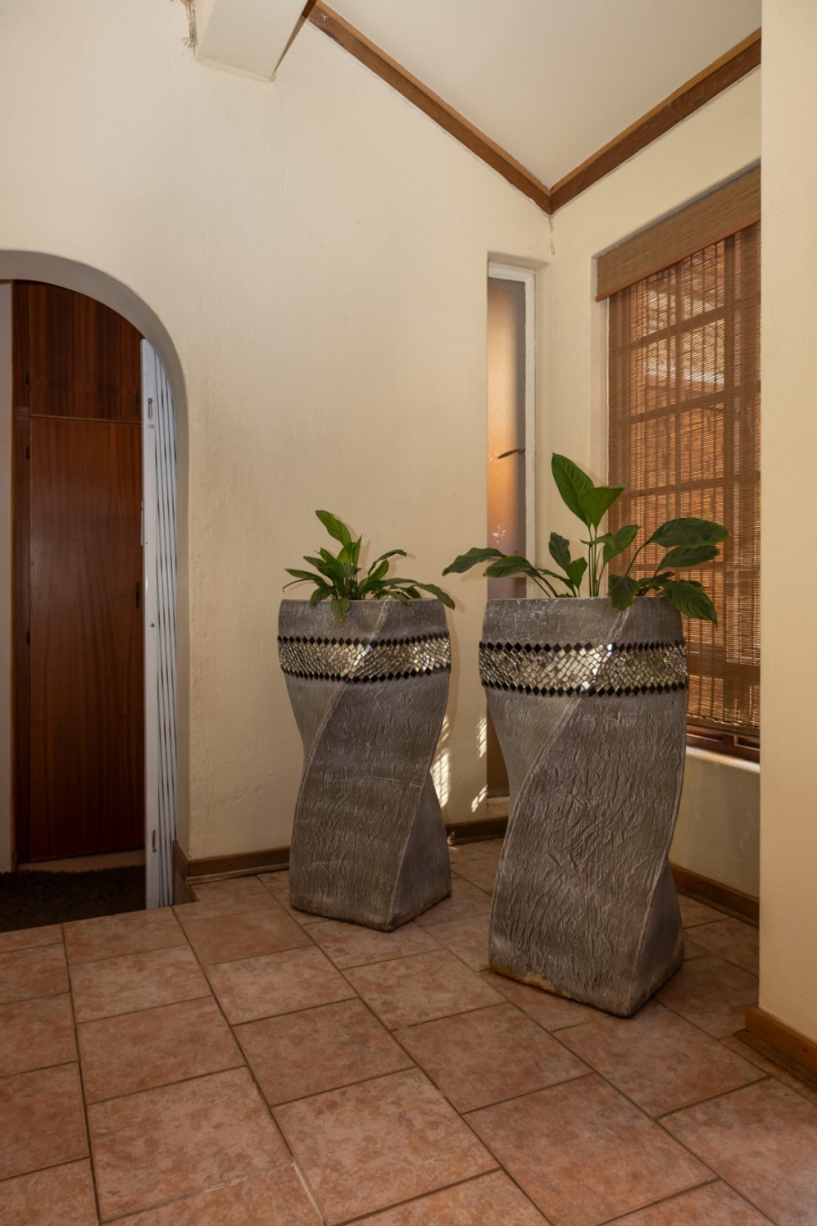 To Let 4 Bedroom Property for Rent in Ifafi North West